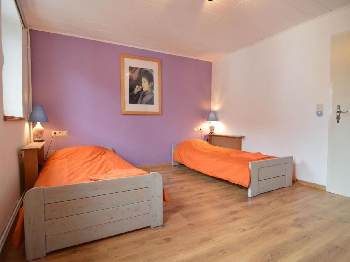 Very Comfortable House With Bathrooms And A Garden Mürlenbach Exterior foto