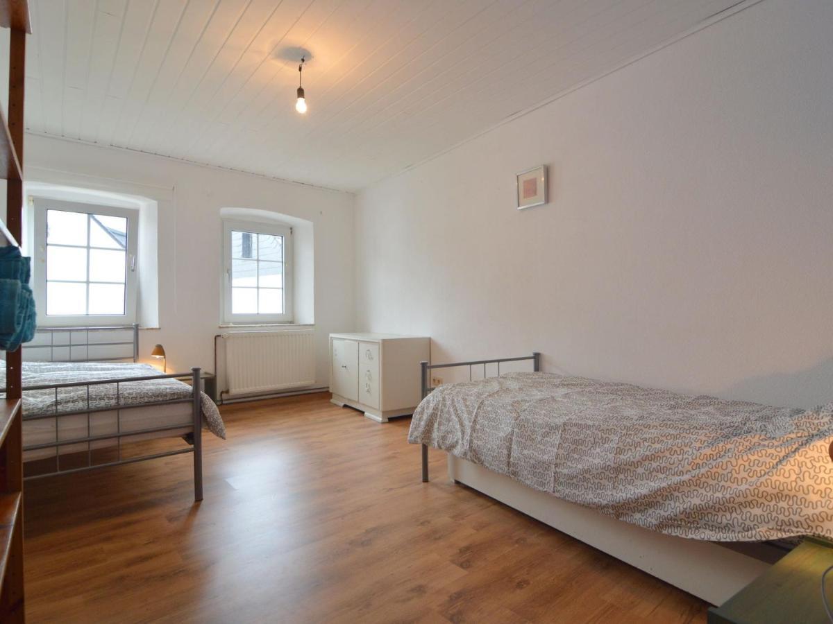 Very Comfortable House With Bathrooms And A Garden Mürlenbach Exterior foto