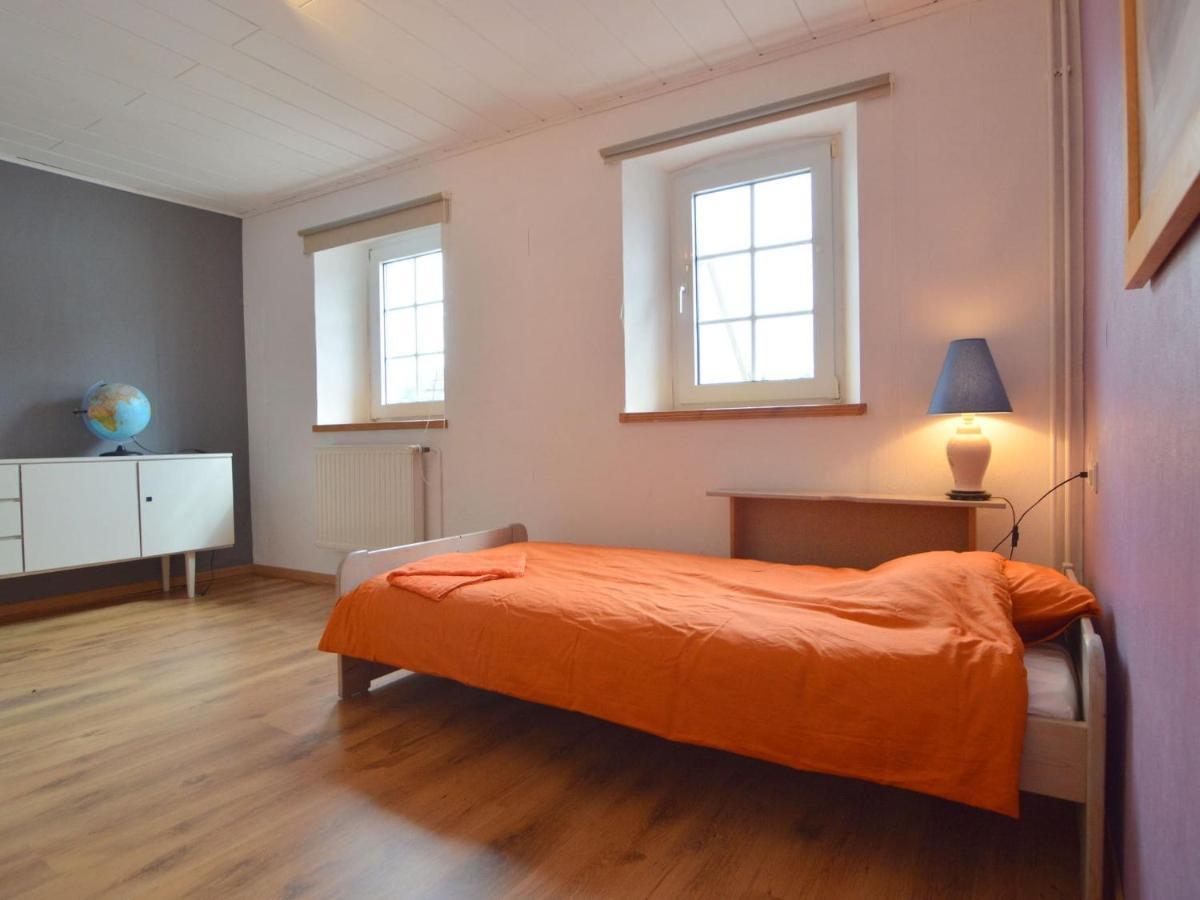 Very Comfortable House With Bathrooms And A Garden Mürlenbach Exterior foto